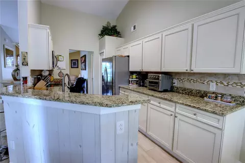 Kitchen - 2722 Maywood St, Eustis, FL 32726 photo 1 of 2