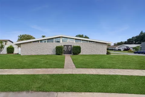 229 Doverwood Rd, Fern Park, FL 32730