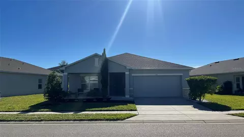 Exterior - 136 Hamlet Loop, Davenport, FL 33837 photo 2 of 8