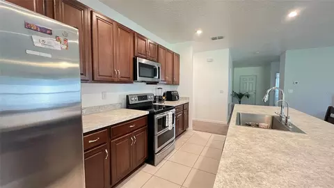 Kitchen - 136 Hamlet Loop, Davenport, FL 33837 photo 1 of 1