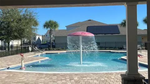 Exterior - 136 Hamlet Loop, Davenport, FL 33837 photo 7 of 8