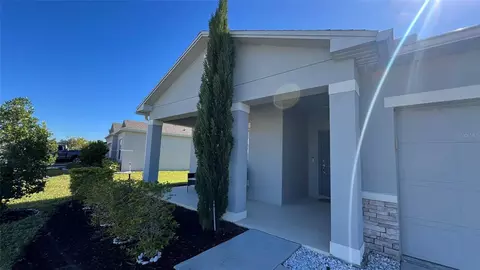 Exterior - 136 Hamlet Loop, Davenport, FL 33837 photo 3 of 8