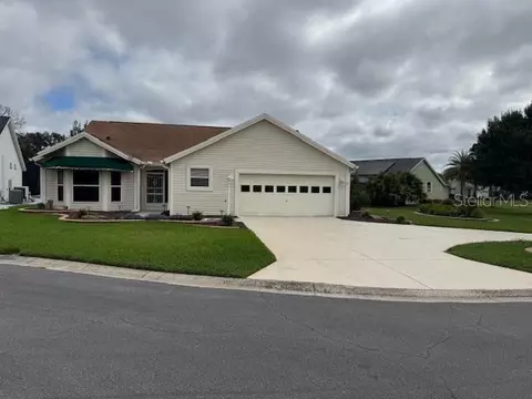 903 Ramos Dr, The Villages, FL 32159