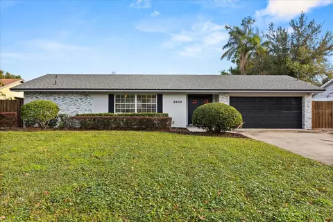 2500 Lauderdale Ct, Orlando, FL 32805