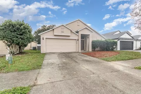 174 Dakota Ave, Groveland, FL 34736