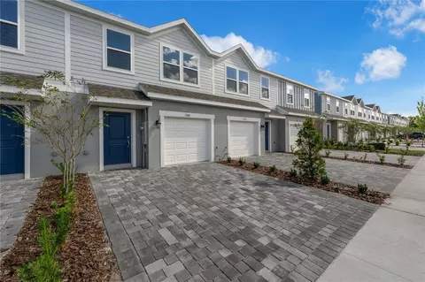 3031 Jessamine Dr, Tavares, FL 32778
