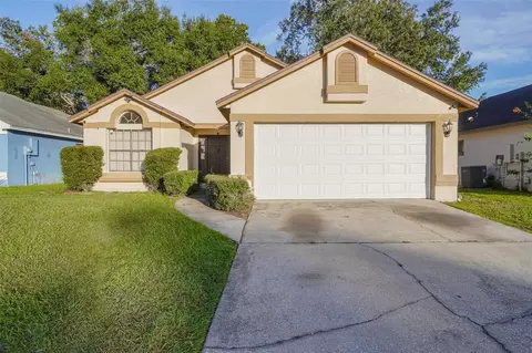 137 River Chase Dr, Orlando, FL 32807