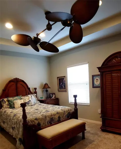 Bedroom - 5662 Whitehead St, Bradenton, FL 34203 photo 1 of 7