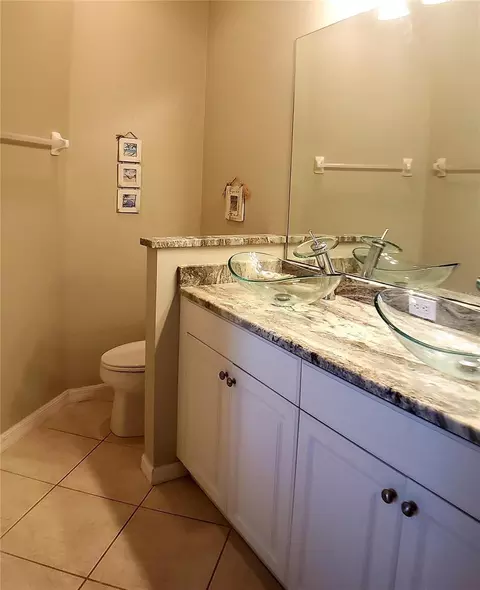 Bath - 5662 Whitehead St, Bradenton, FL 34203 photo 2 of 8
