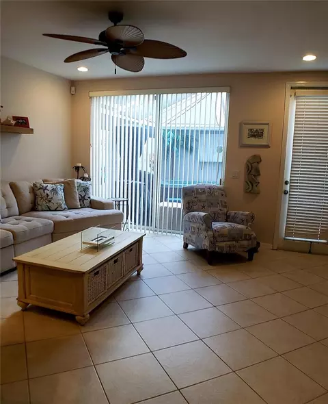Living - 5662 Whitehead St, Bradenton, FL 34203 photo 4 of 6