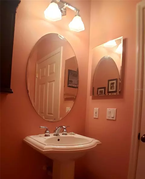 Bath - 5662 Whitehead St, Bradenton, FL 34203 photo 7 of 8