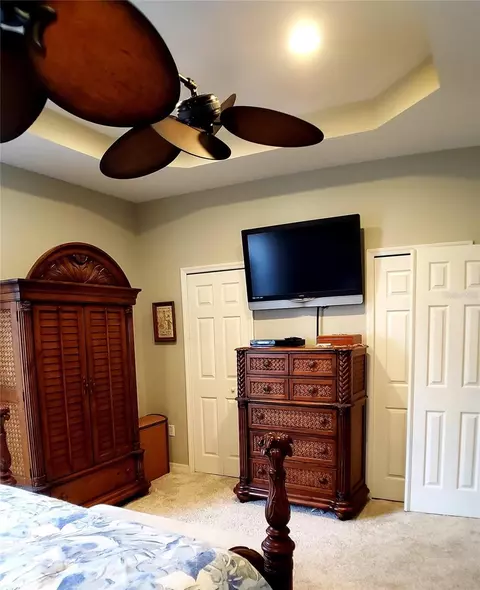 Bedroom - 5662 Whitehead St, Bradenton, FL 34203 photo 3 of 7
