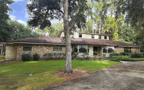 122 Wisteria Dr, Longwood, FL 32779