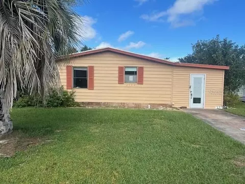 1722 Myrtle Beach Dr, The Villages, FL 32159