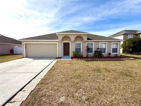 841 Sun Ridge Village Dr, Winter Haven, FL 33880