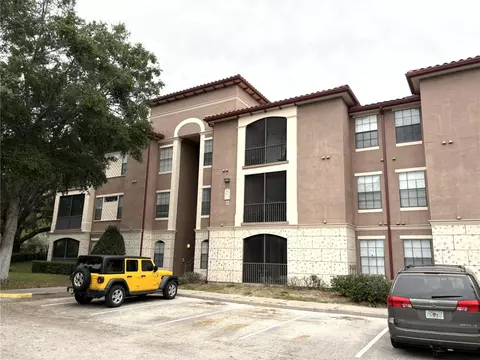 6177 Metrowest Blvd #102, Orlando, FL 32835