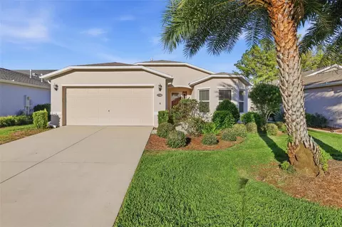 27046 Roanoke Dr, Leesburg, FL 34748