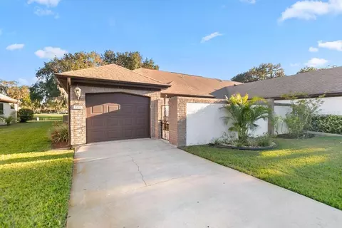 2131 Kings Cross St, Titusville, FL 32796