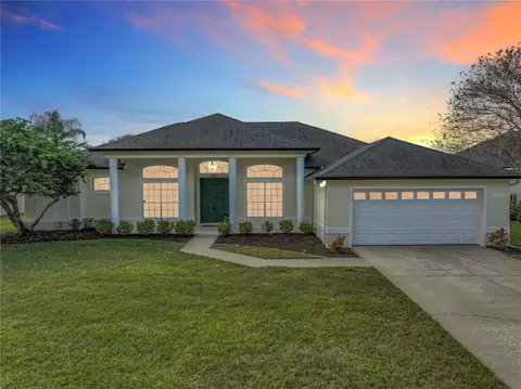 1821 Carillon Park Dr, Oviedo, FL 32765