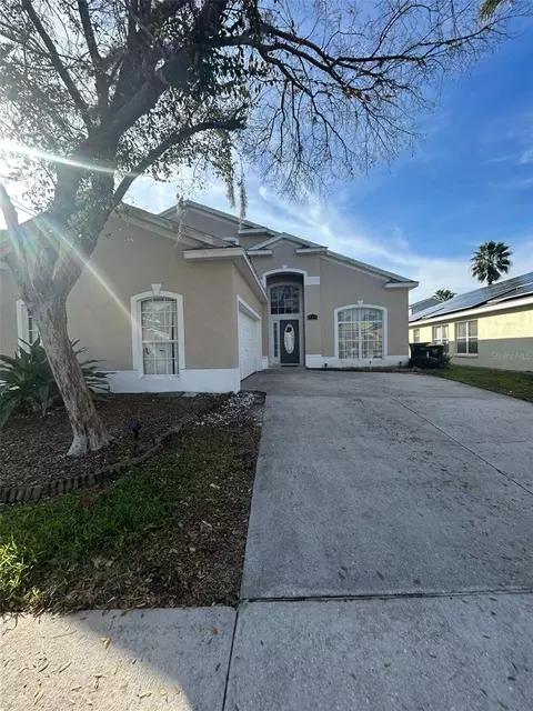 434 Castlemain Cir, Davenport, FL 33897
