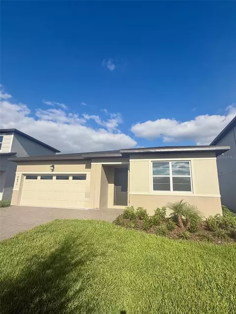 4871 Shady Pines Dr, Saint Cloud, FL 34772