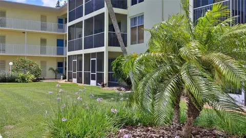 717 S Beach St #205C, Daytona Beach, FL 32114
