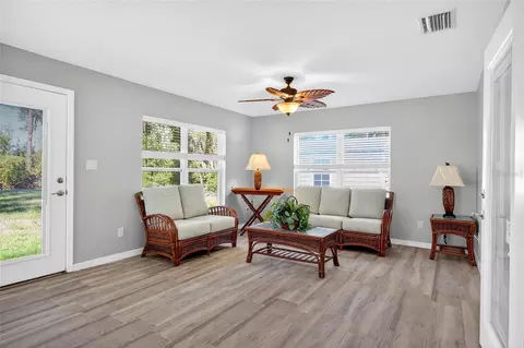 Living - 201 N West St, Interlachen, FL 32148 photo 10 of 10