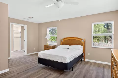 Bedroom - 201 N West St, Interlachen, FL 32148 photo 2 of 5