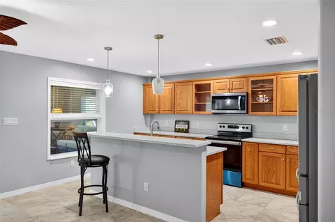 Kitchen - 201 N West St, Interlachen, FL 32148 photo 2 of 6