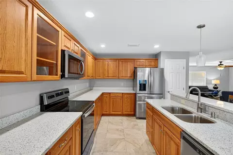 Kitchen - 201 N West St, Interlachen, FL 32148 photo 3 of 6
