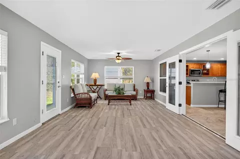 Living - 201 N West St, Interlachen, FL 32148 photo 4 of 10