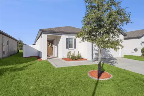 Exterior - 5829 Bovine Dr, Saint Cloud, FL 34771 photo 2 of 4