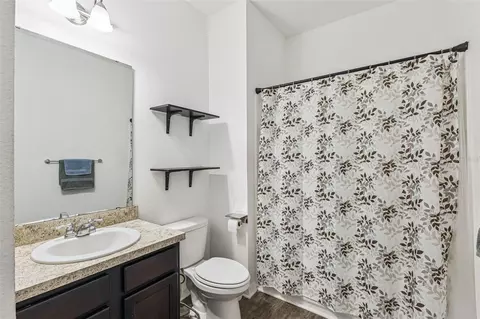 Bath - 5829 Bovine Dr, Saint Cloud, FL 34771 photo 2 of 2