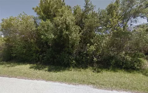 10 Lindhurst St, Port Charlotte, FL 33953
