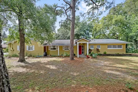 209 NE Triplet Dr, Casselberry, FL 32707