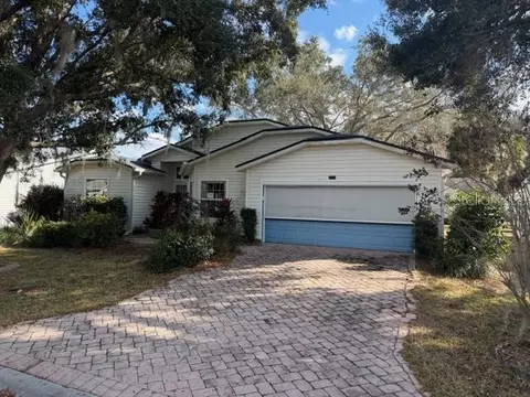 5042 Desoto Way, Leesburg, FL 34748