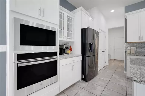 Kitchen - 1807 Sunfish St, Saint Cloud, FL 34771 photo 2 of 5