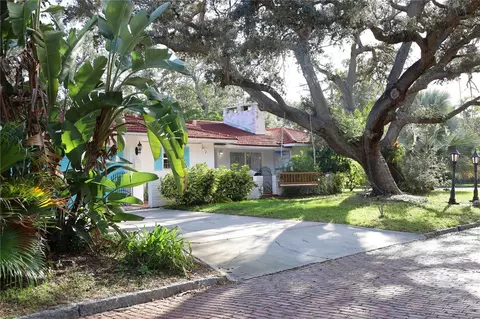 7716 Dartmouth Ave N, Saint Petersburg, FL 33710