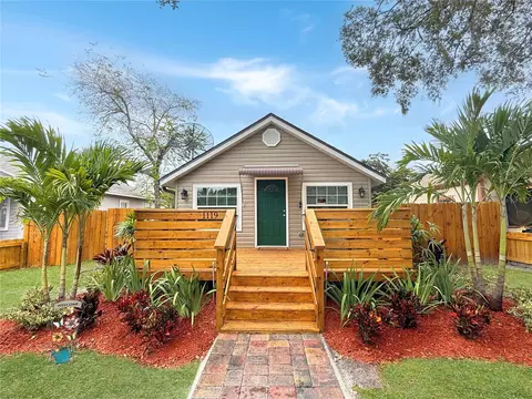 1119 Hickory Ave, Sanford, FL 32771