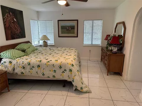 Bedroom - 17067 NW Gainesville Rd, Reddick, FL 32686 photo 4 of 4