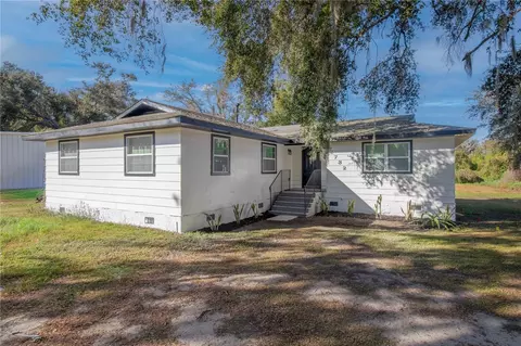 2732 Westside Dr, Leesburg, FL 34748