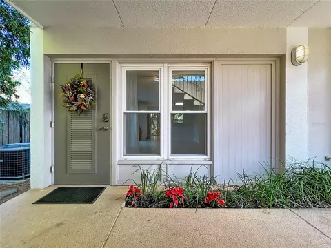 1100 Delaney Ave #E15, Orlando, FL 32806
