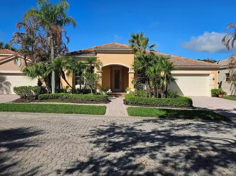 9535 E Maiden Ct, Vero Beach, FL 32963