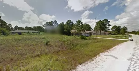 921 Graystone Ave, Lehigh Acres, FL 33974