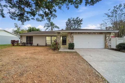 401 Greenview Dr, Brandon, FL 33510