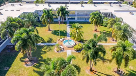 3100 Hartford St N #227, Saint Petersburg, FL 33713