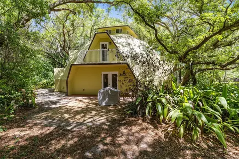 5789 N Apopka Vineland Rd, Orlando, FL 32818