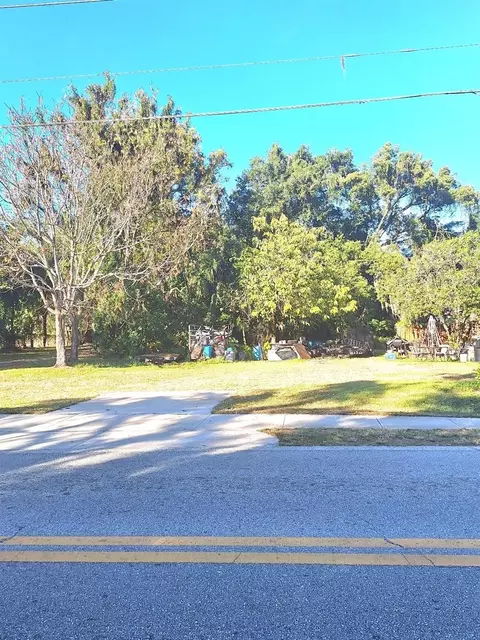 203 E 13th St, Apopka, FL 32703 photo 1