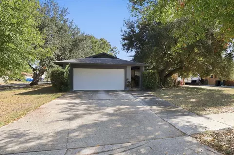 13923 Capitol Dr, Tampa, FL 33613