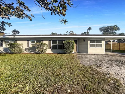 2315 51st Ave E, Bradenton, FL 34203